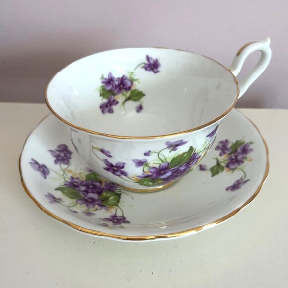 Vintage Bone China Teacup and Saucer by Windsor, Made in England - Picture 2 of 4